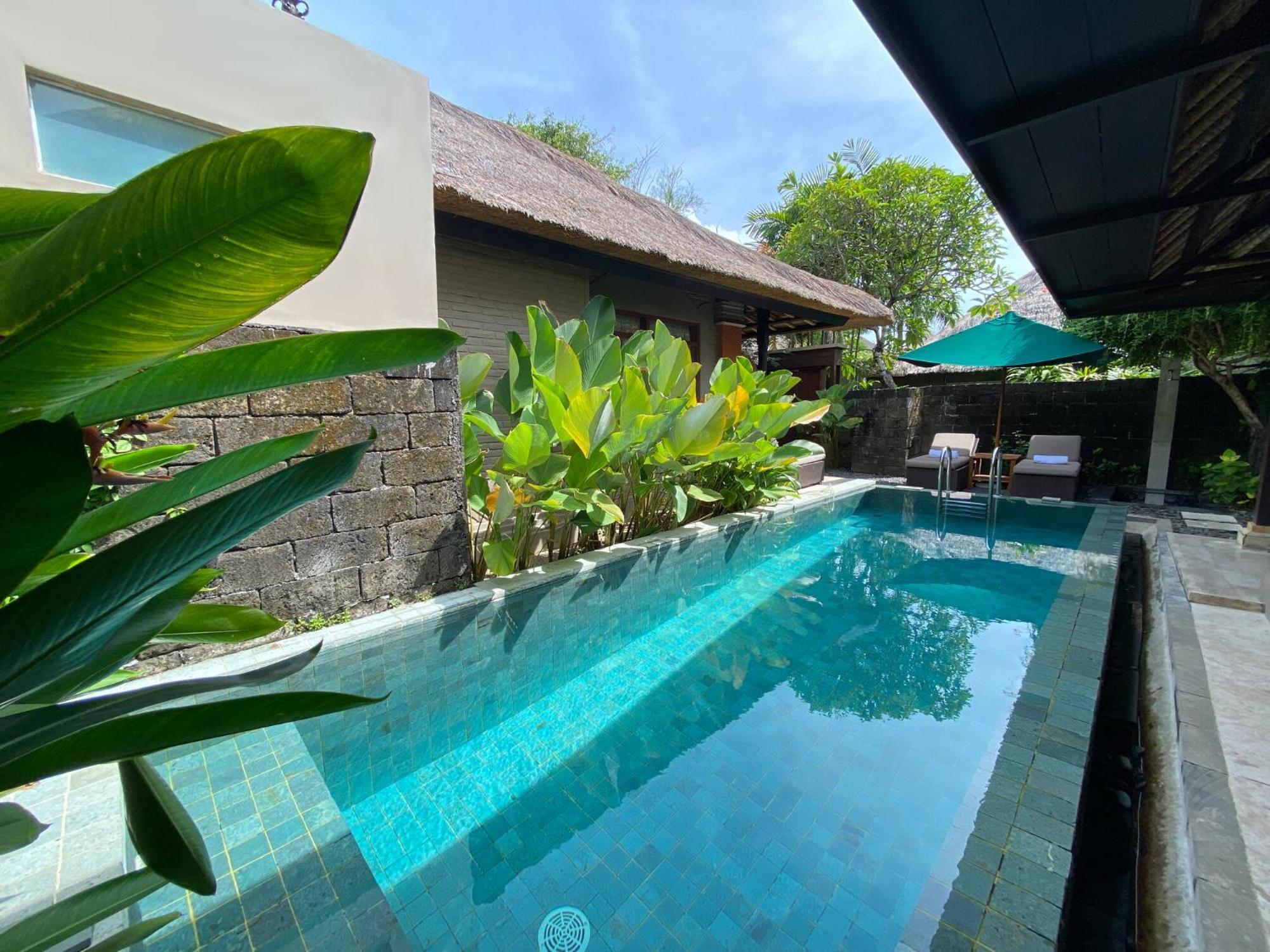 Hotel Legian Beach Hotel